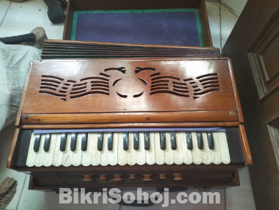 হারমোনিয়াম বিক্রয়